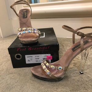 Johnathan Kayne Austria